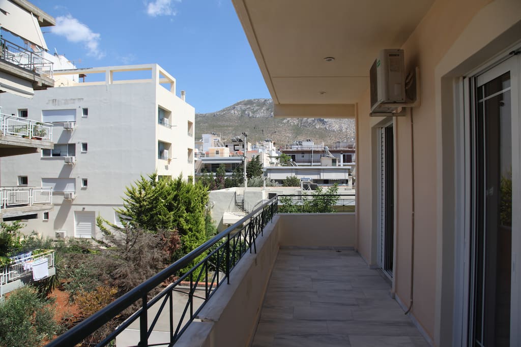 Back balcony views to mountain