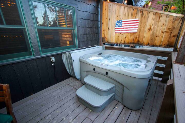 Arrowhead Cottage For 2 Jacuzzi Wine Guesthouses For Rent In