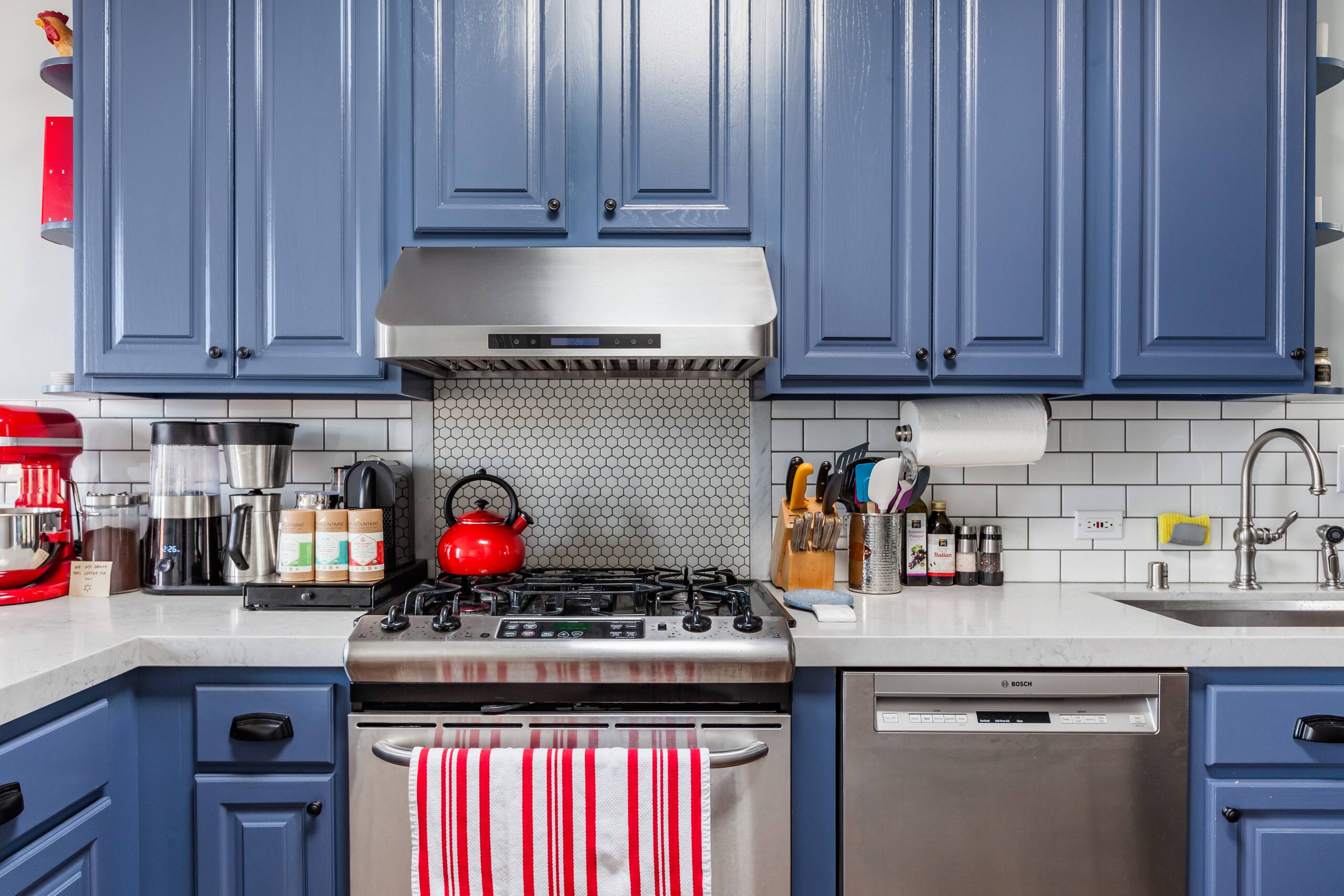 Home in San Francisco · ★4.98 · 2 bedrooms · 3 beds · 1 bath - Image 10