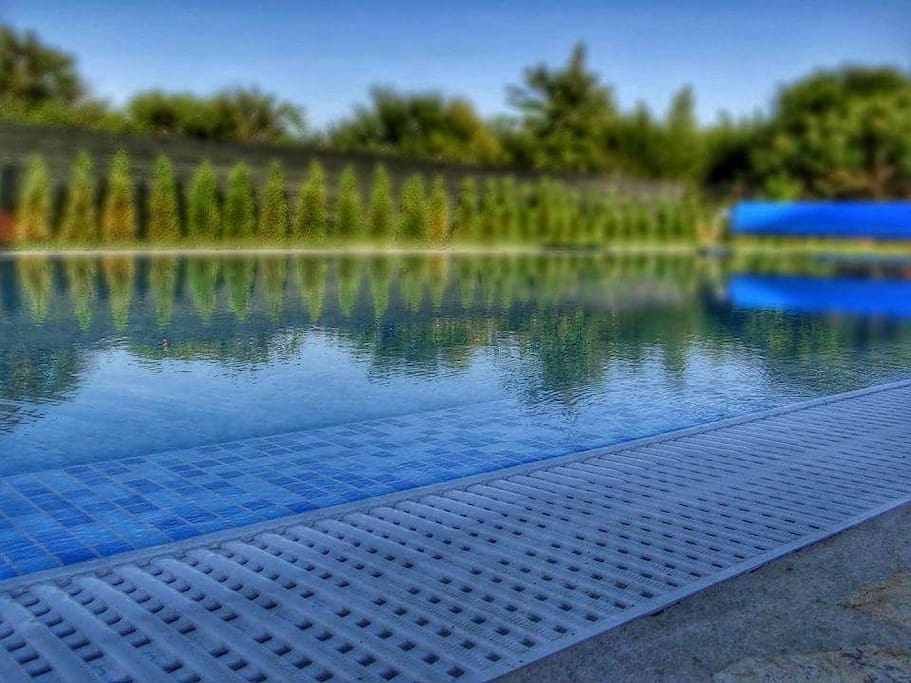 pool