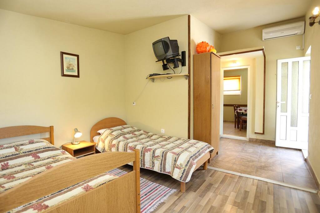 Living room, Surface: 14 m²