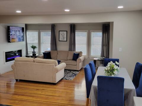 Roomy home near Beach & Boston Free parking