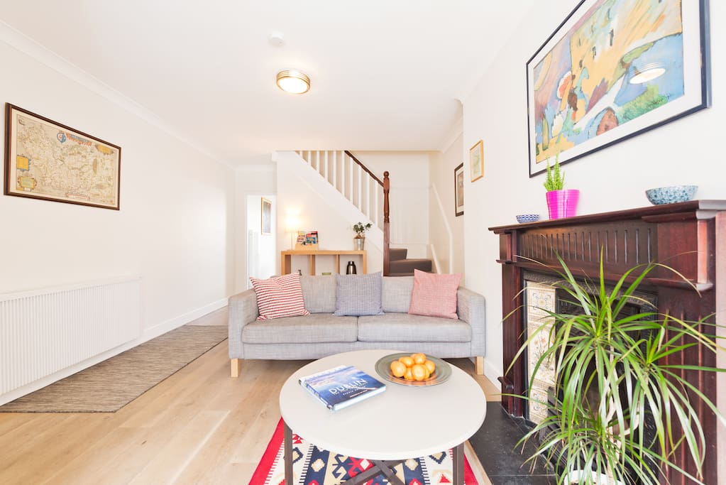 Bright and comfortable living room