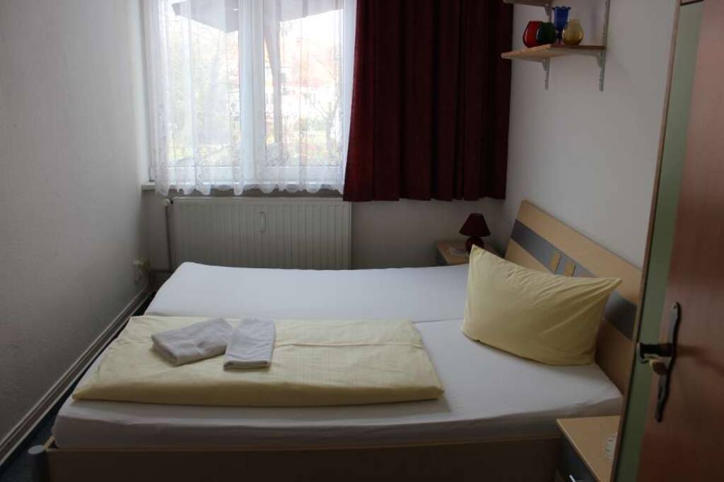 2. Schlafzimmer ruhig zur Hofseite