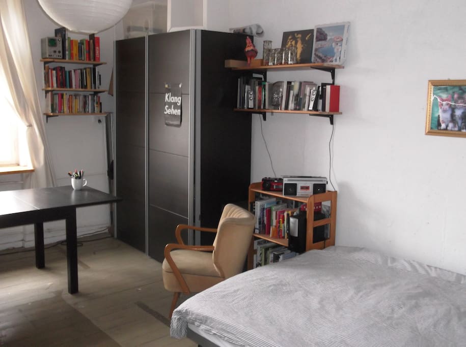 room pic 2
