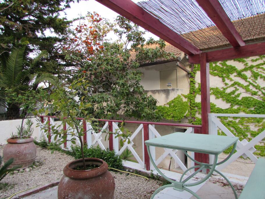 Giardino privato vista mare