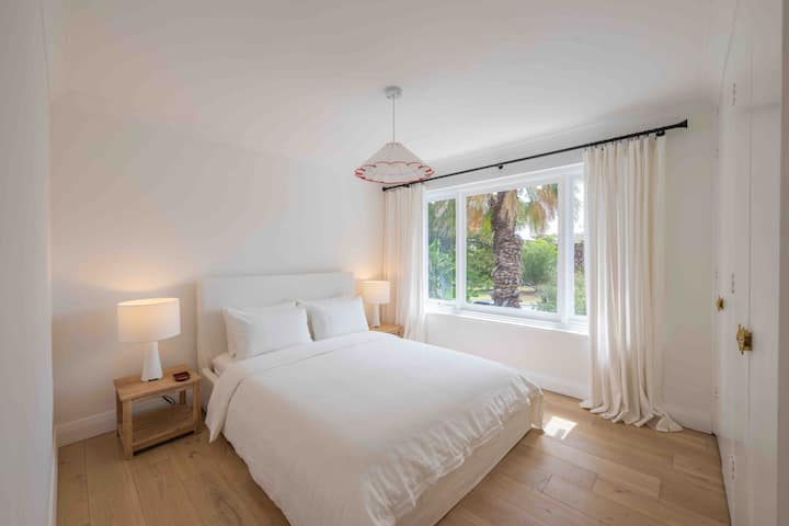 Broome Beach - newly renovated