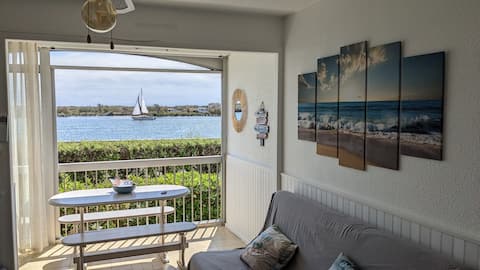 Popular Airbnb listing: Air-conditioned, comfortable and beautiful soothing view in Valras Plage