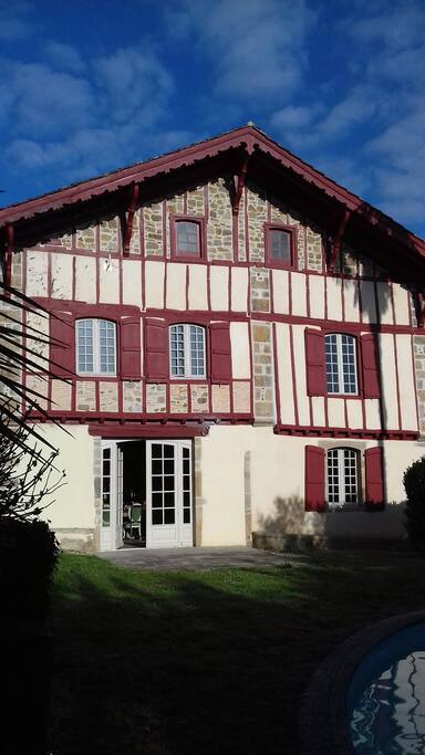 Façade basque
