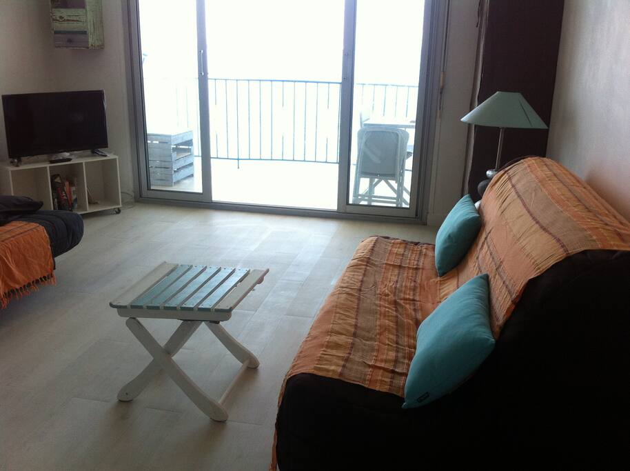 2 canapes de 2 places chacun