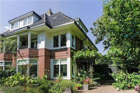 House near Zandvoort Beach/Circuit & Amsterdam