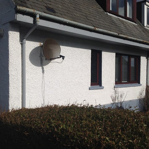 Mo Dachaidh Holiday Cottage, Bowmore, Islay