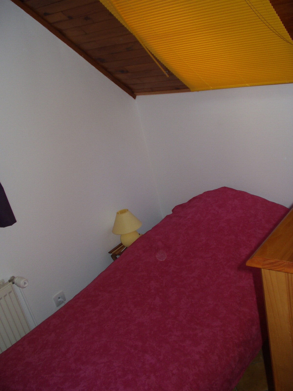 Chambre 1 personne, possibilité de rajouterb un lit