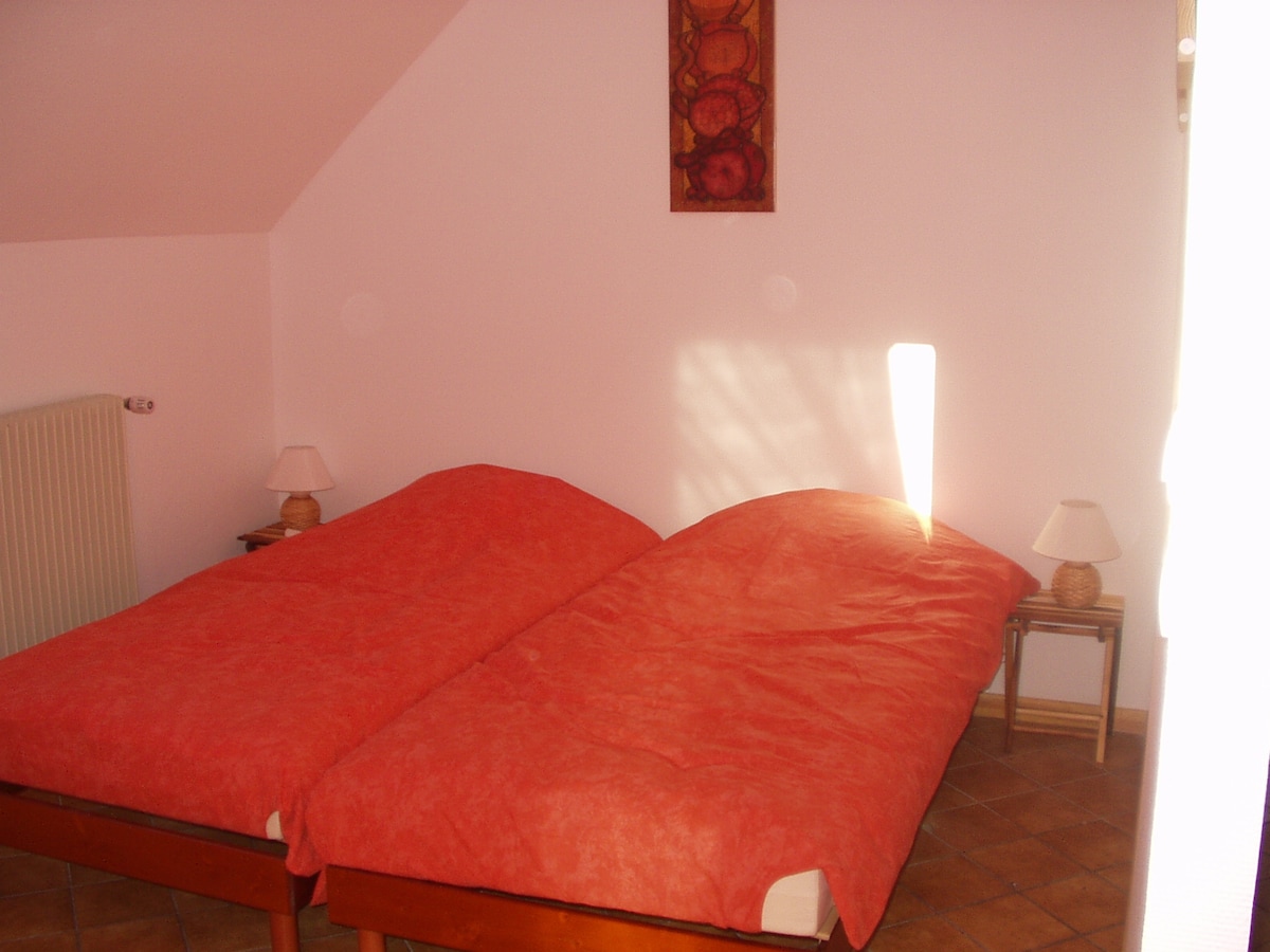 Chambre 2 lits simples