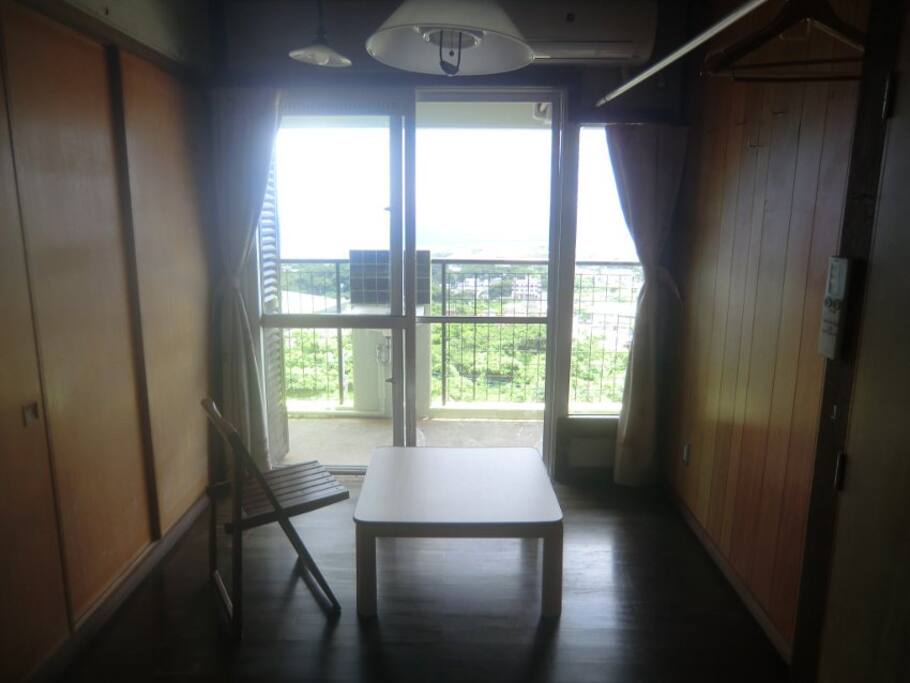 寝室 Bed room