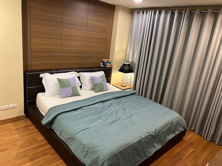 2ème chambre avec lit king size.