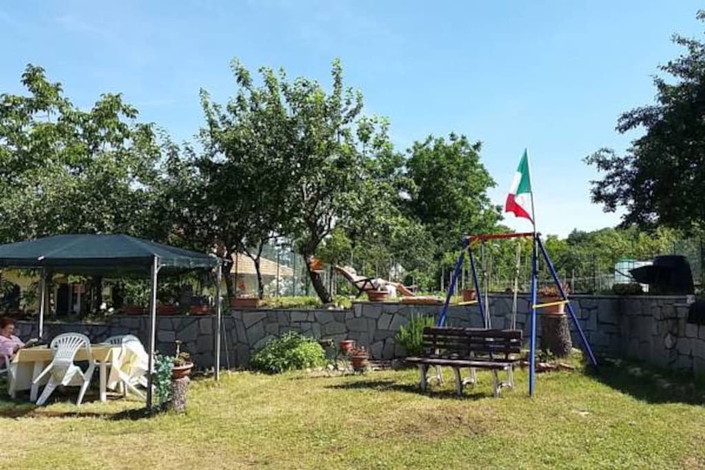 Casa per ferie Pallavicino (Cantalupo Ligure) - panoramica giardino