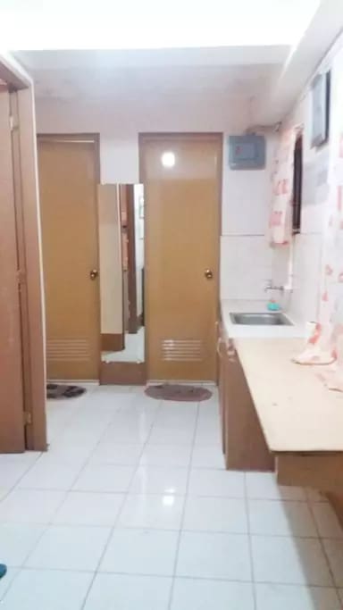 Room Layout with Attached Toilet
