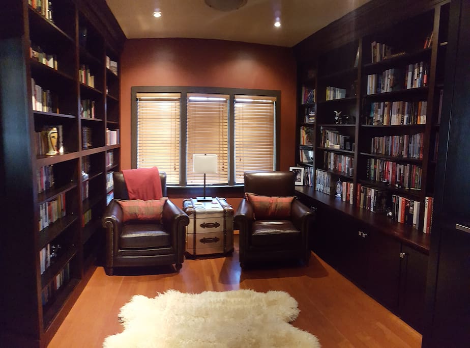 The house library has over 1000 books of all genres, and is a great place to relax.