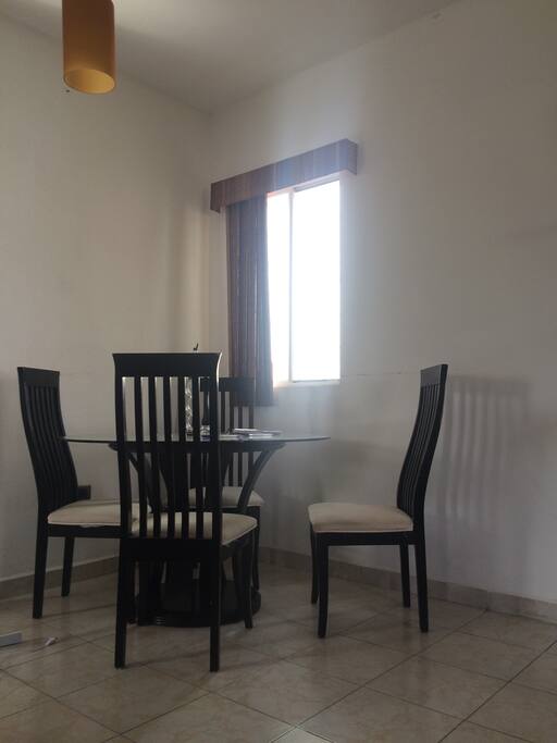 Sala, comedor, cocina. Depa amueblado