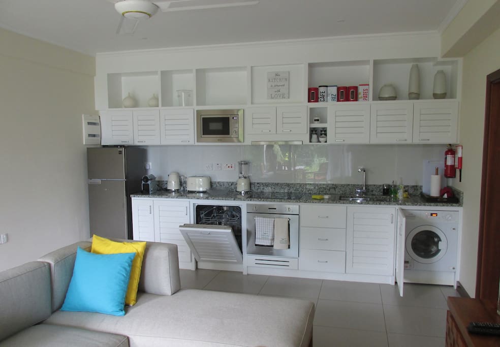 Fully equipped kitchen.