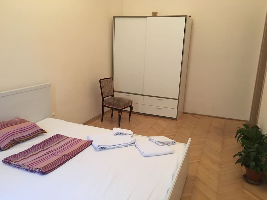bed room 2