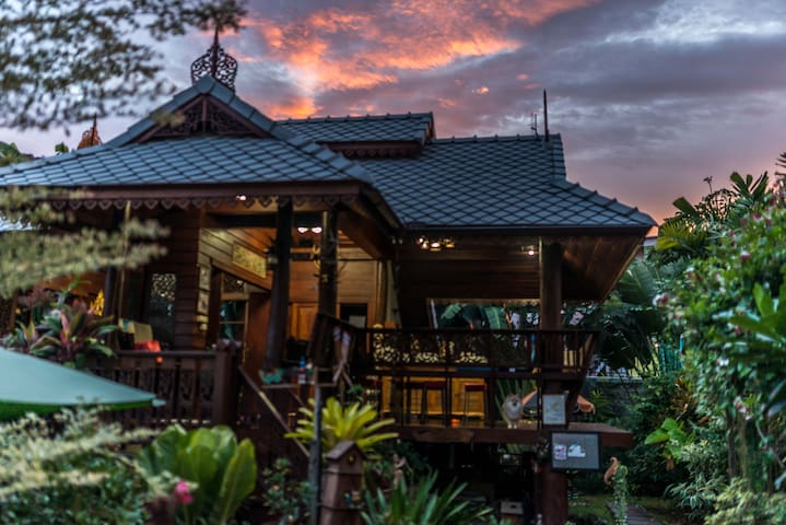 Sala Old Town Singharat Road