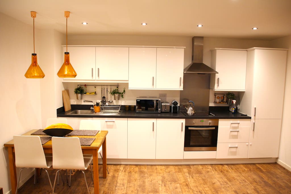 Kitchen/Dining Area