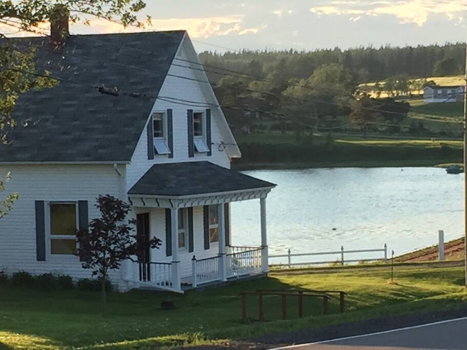 Рф проект дома норд. Современный частный дом. Современный дом. Стиль минимализм в архитектуре. Одноэтажный дом 120 кв.