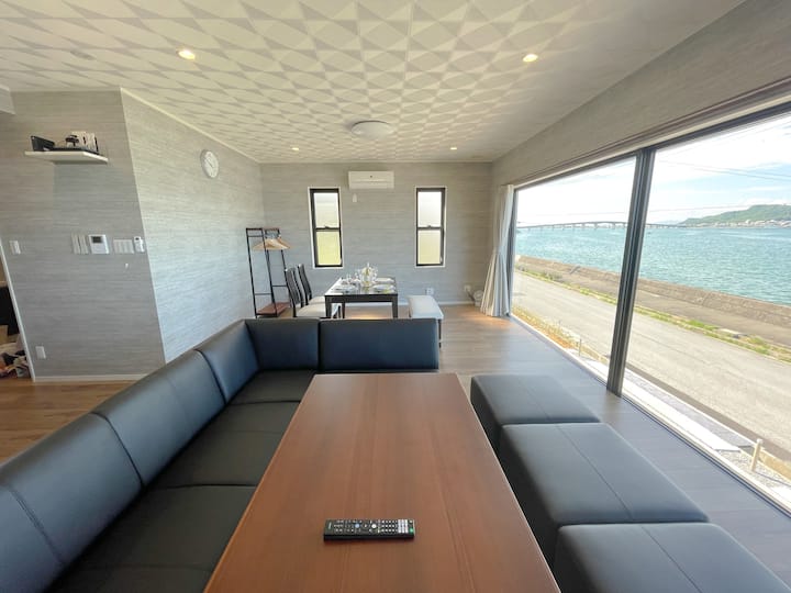 Ocean View/ Rooftop BBQ/ 12 PeopleOK