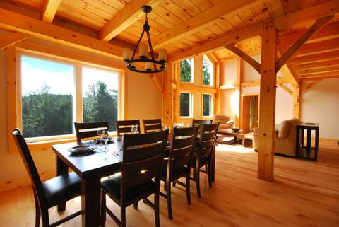 Labrador Lodge - 5 bedroom timberframe cottage