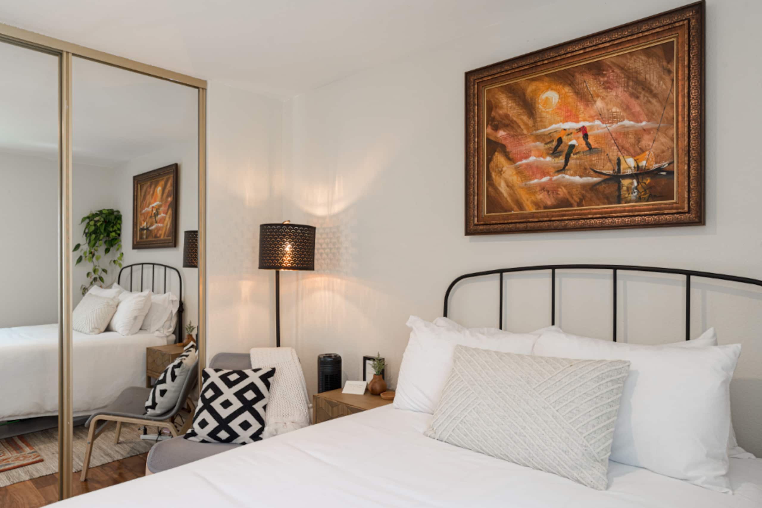 Condo in San Francisco · ★4.97 · 2 bedrooms · 2 beds · 2 baths - Image 21