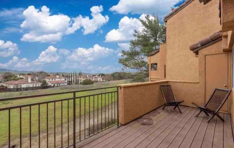 Two bedroom modern condo with breathtaking views