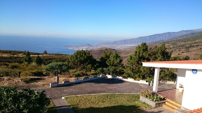 Chalet en Montaña. Vistas al Mar