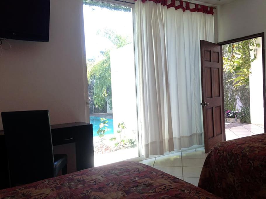 102 Doble con vista a la piscina