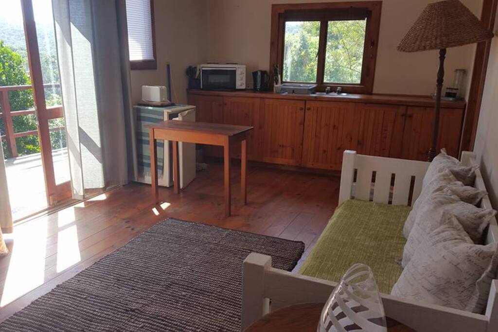 Olive Tree lounge and kitchen