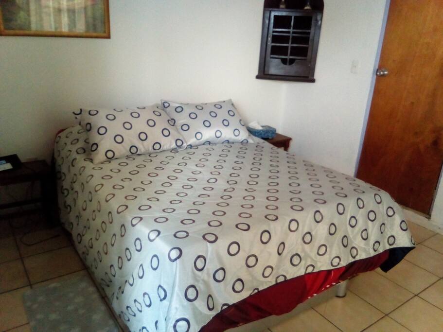 Cama matrimonial