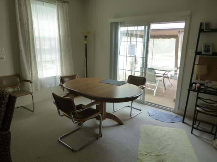 Huge Master Bedroom In Quiet Area - Conshohocken, PA