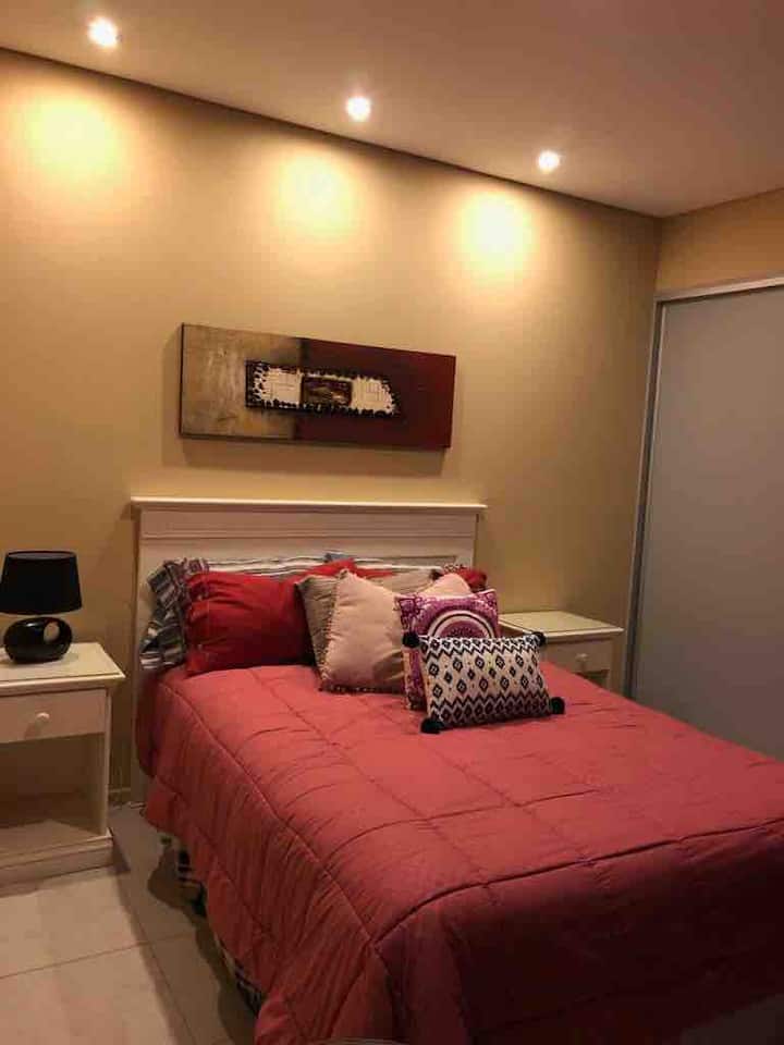 غرفة النوم 1