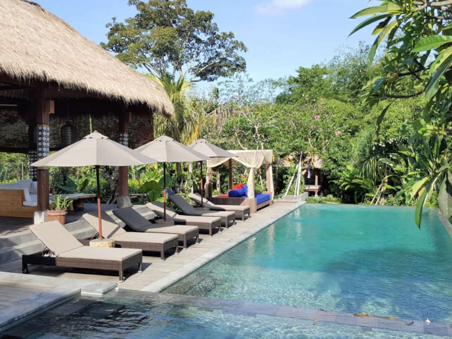4 bedrooms Villa Seni Canggu