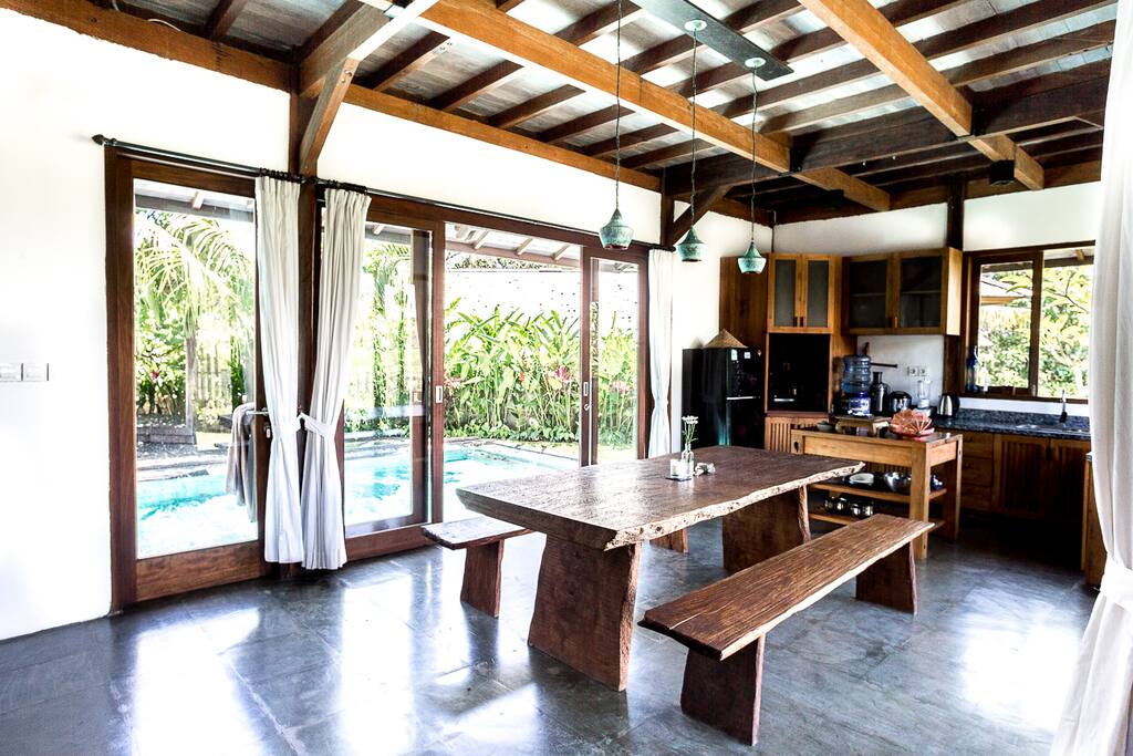 1st floor dining area/kitchen/pool