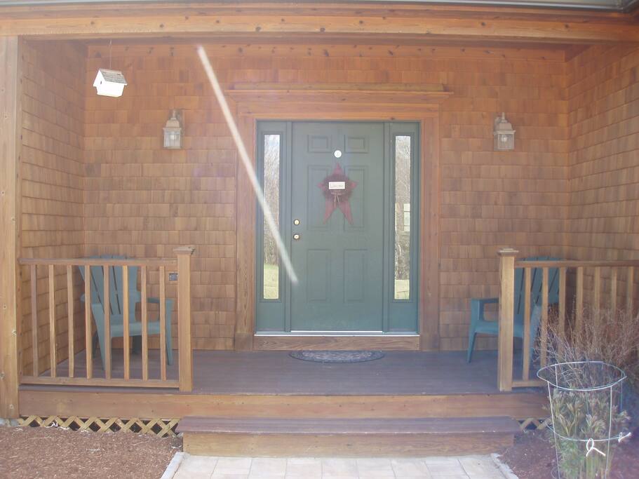 Front Deck, great morning sun.