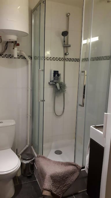 Salle de bain fonctionnelle
