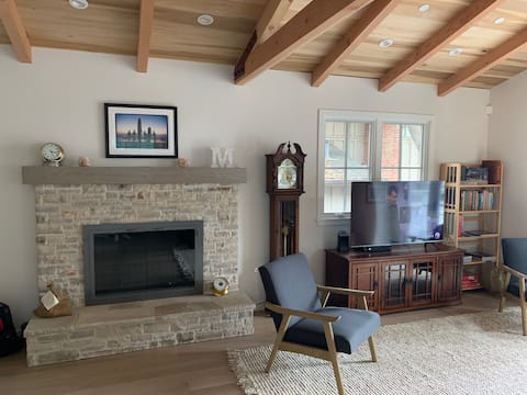 Popular Airbnb listing: SurfHouse in Carmel By The Sea