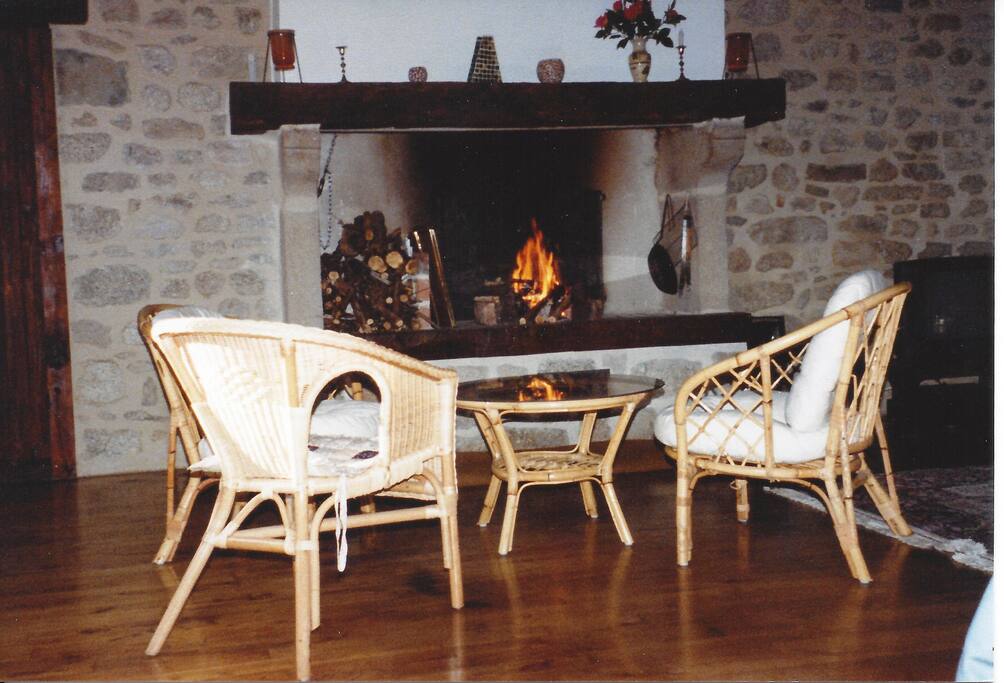 COIN APERO AVEC CHEMINEE