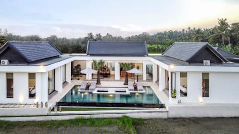 Amazing -70%- New & stylish 4BR villa w rice-fields view