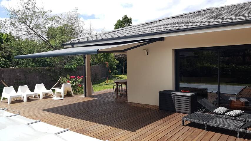 *L’élégante* Maison-climatisée-piscine chauffée gallery image 4