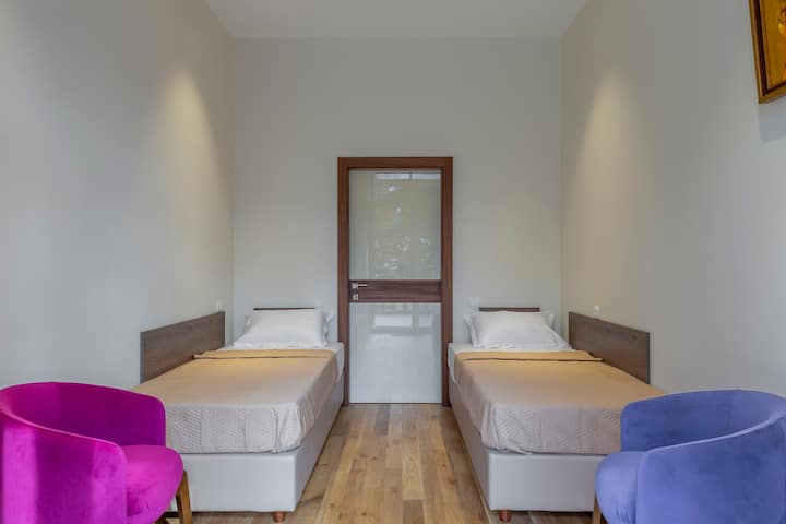 غرفة النوم رقم2