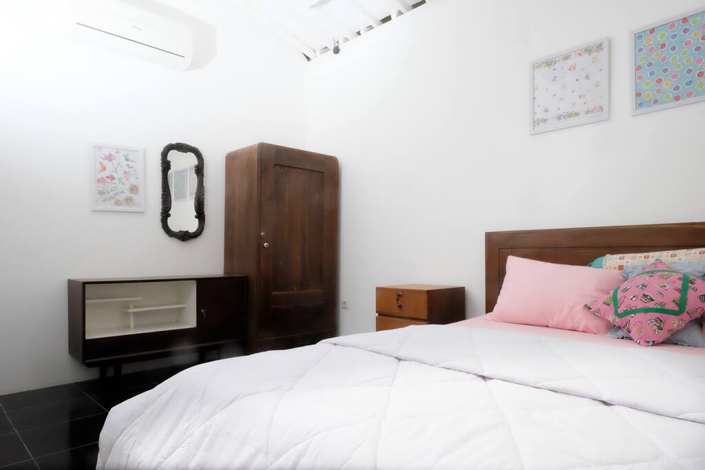 Bed Room #2 (Queen Size Bed)