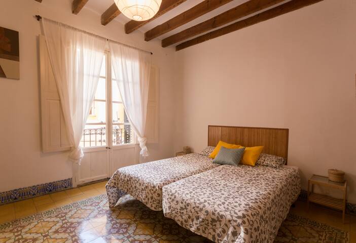 Great double room at the seaport.